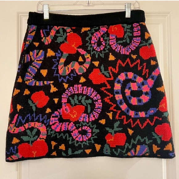 FARM Rio Dresses & Skirts - Farm Rio Black Knit Sweater Mini Skirt in Jungle Fruits Snake